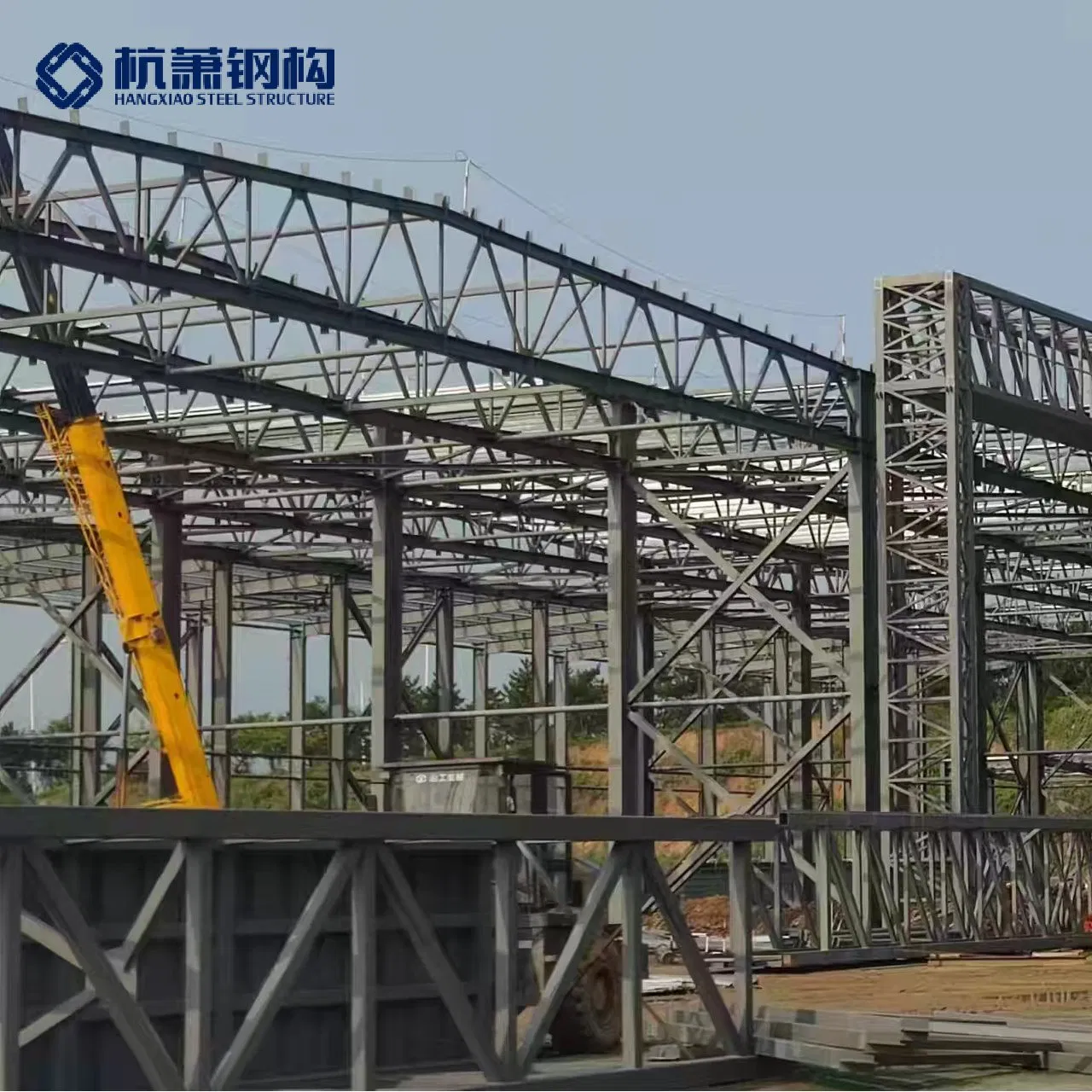 Prefabricated Heavy Duty Business Commercial Modular Metal Framing Peb Steel Structural Warehouse for Industrial Use Roof Hangar Hall Farm House Villa Church