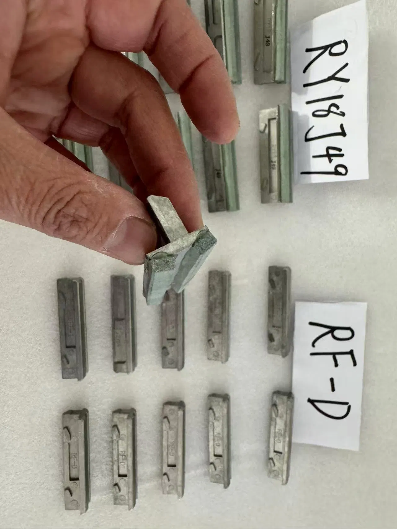 RF-D Guider Shoes CH-100 Line Honing Machine 10ry-2400g 8ry-2700g