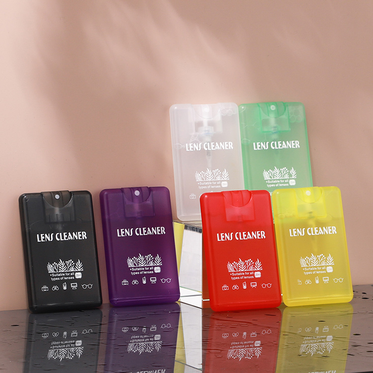 Portable Card Type Cleaning Liquid Plastic Glasses Spectacle Lens Cleaner Spray Bottle Set