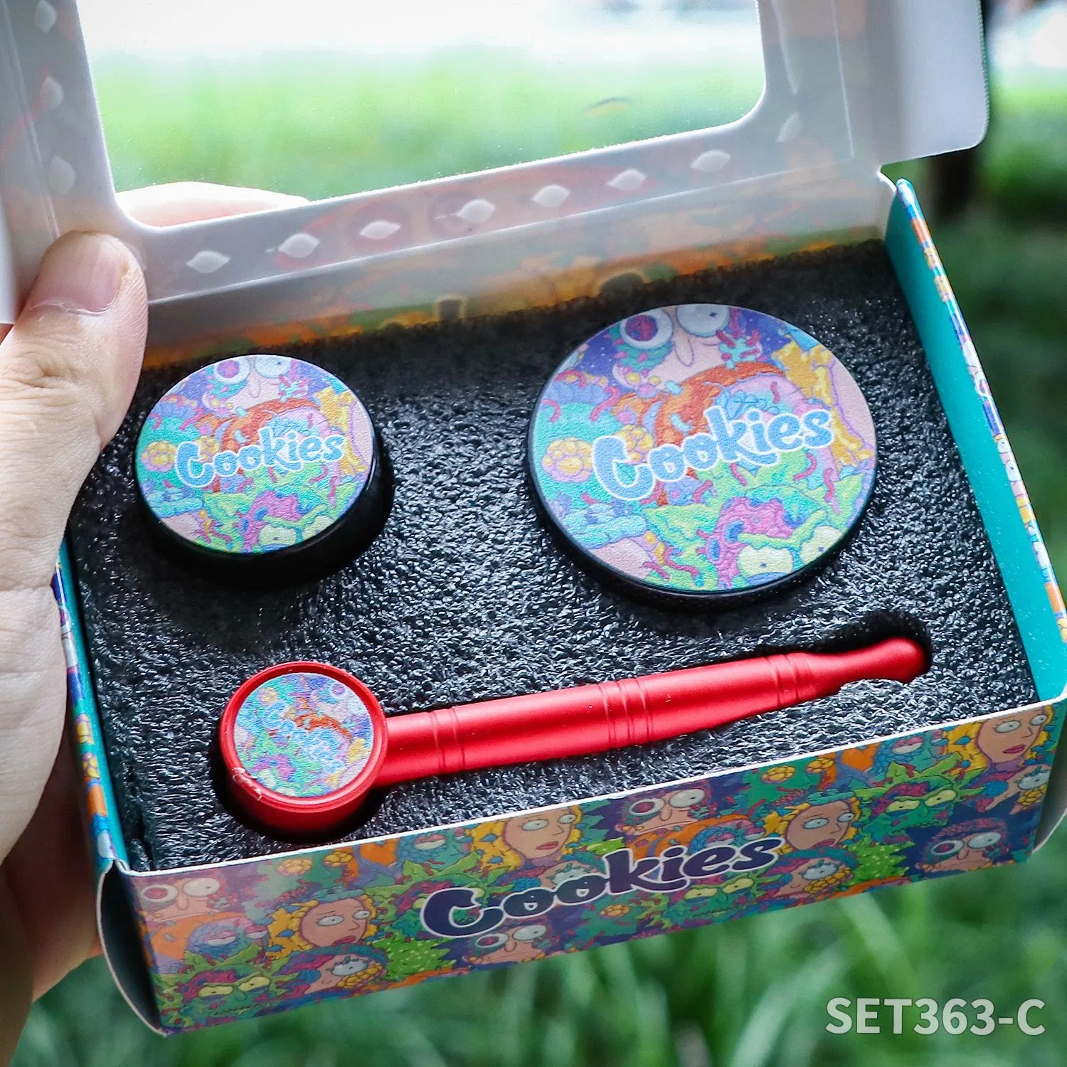 The 8-in-1 Gorilla Smoking Set Contains Pipe + Paper Roll + Tobacco Cartridge Set