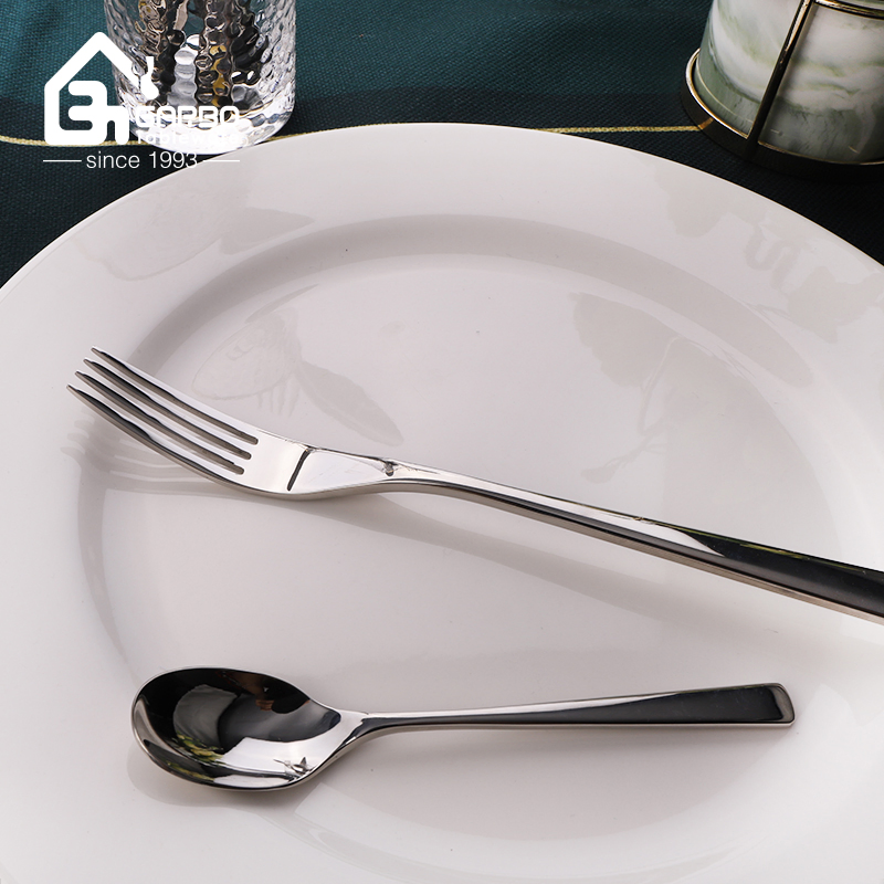 High-Grade Dishwasher Safe Stainless Steel Silver Cutlery Set Hotel Wedding Party Flatware Set Eating Utensils From Factory