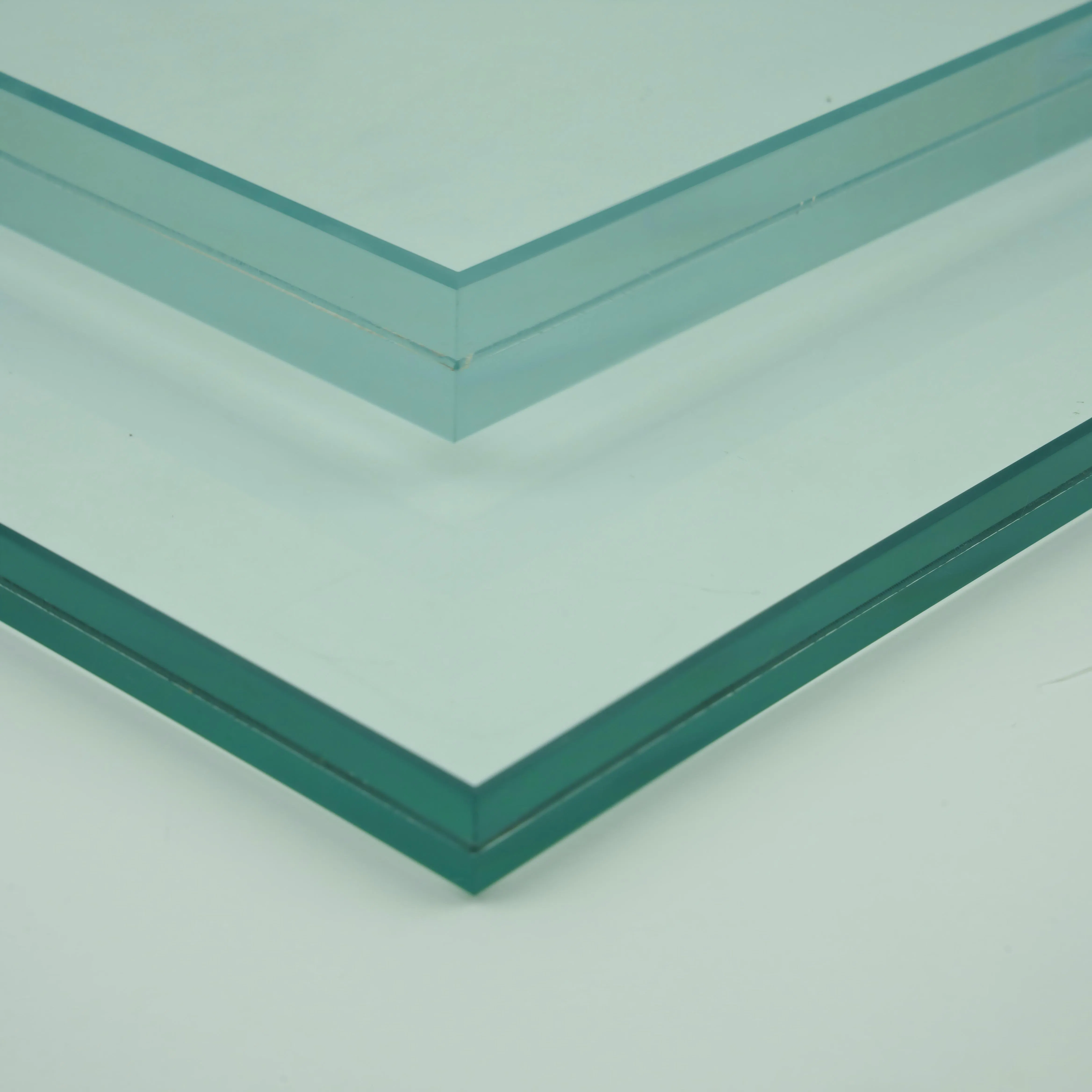 Clear and Ultra Clear PVB Tempered Laminated Glass