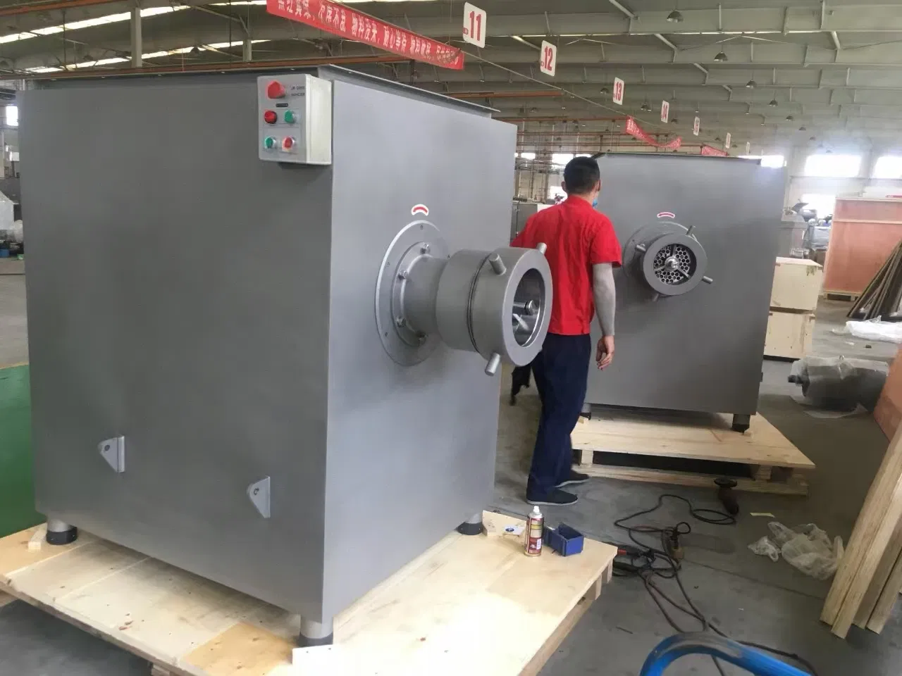 Automatic Frozen Meat Mincer Meat Chopper Meat Grinder