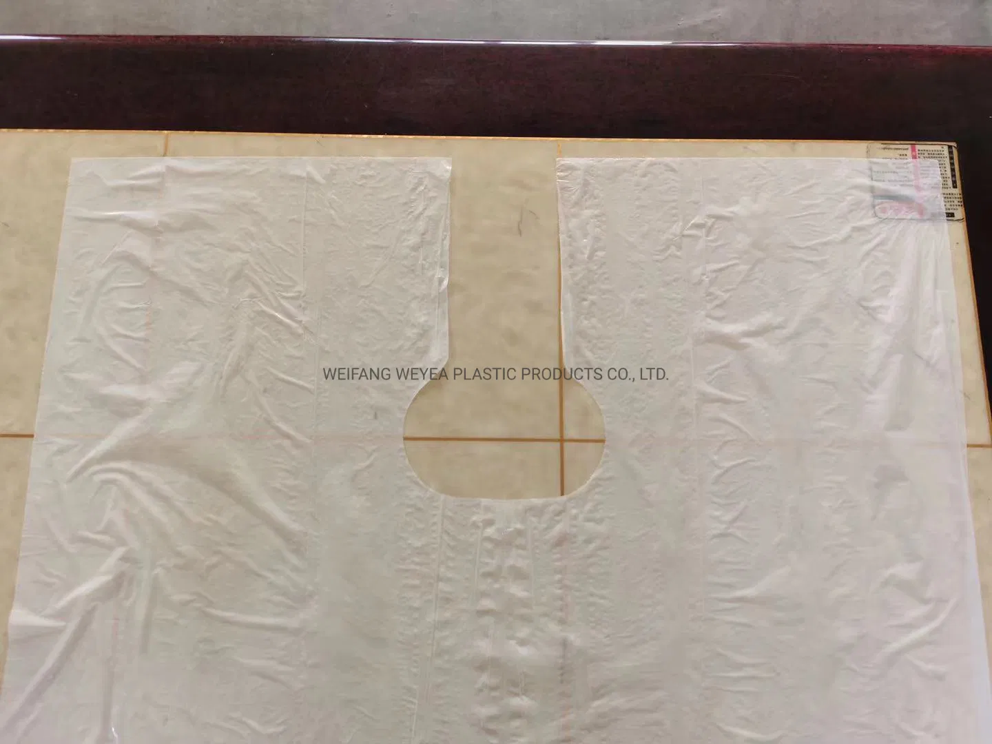 Disposable Hair Salon Capes Washing Pads Shampoo Barber Cloth Hair Cutting Apron Waterproof Hairdressing Capes