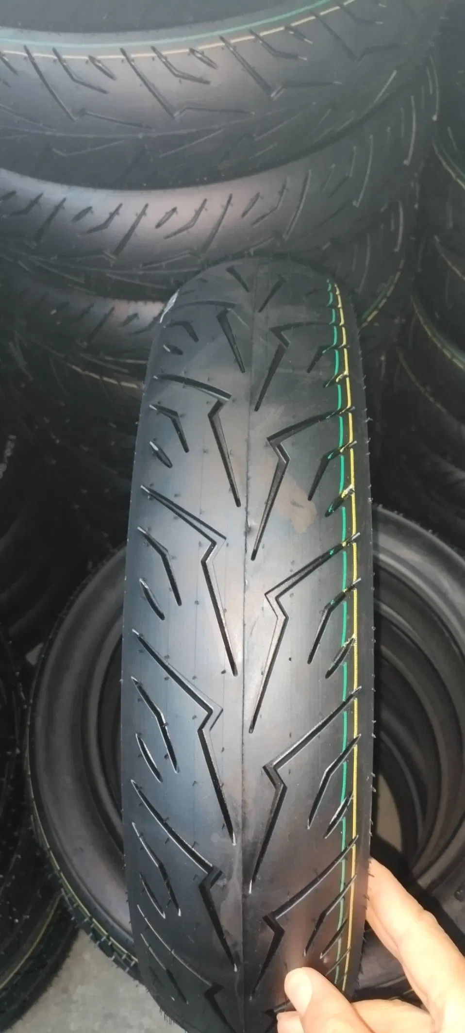 Шины для мотоцикла и трицикла внедорожные 17-18 дюймов