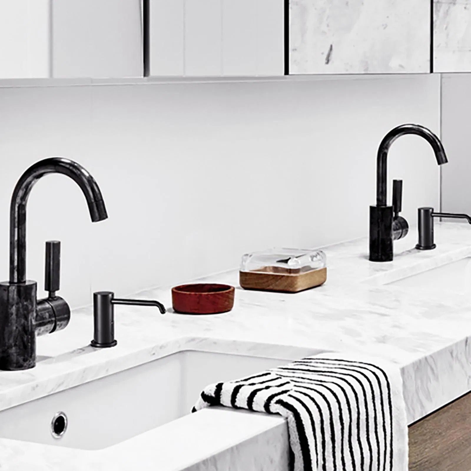 Automatic Touchless Sensor Bathroom Kitchen 1000ml Smart Sink Liquid Soap Dispenser