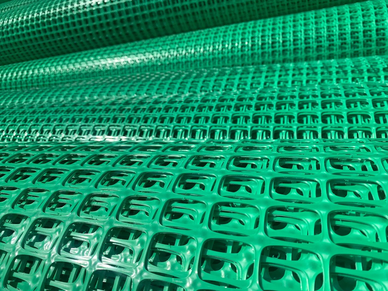 Reliable Chinese PP Biaxial Geogrid Supplier/Civil Engineering Construction PP Biaxial Geogrid Plastics Biaxial Geogrid for Soil Reinforcement