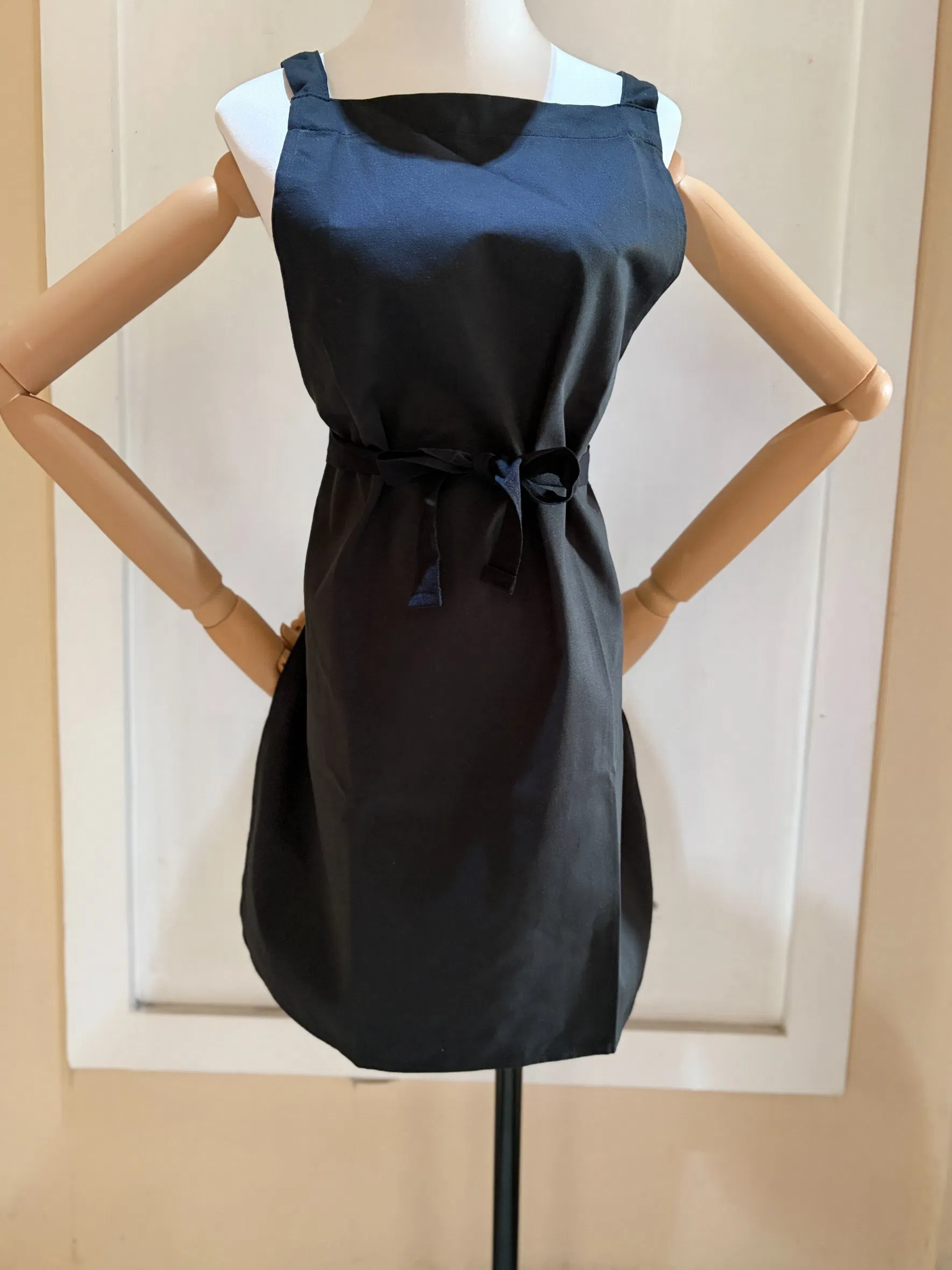 Cotton Twill Black Bib Apron with Woven Belt Customized Logo Printed for Restaurant, Kitchen or Promotion
