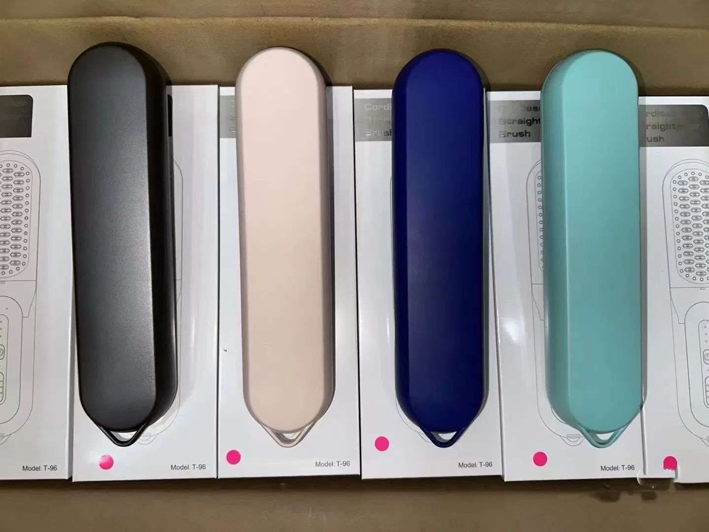 2025 New Type C Charging 3 Option Temperture 9600mAh Hair Care Electronic Straightener Brush Comb