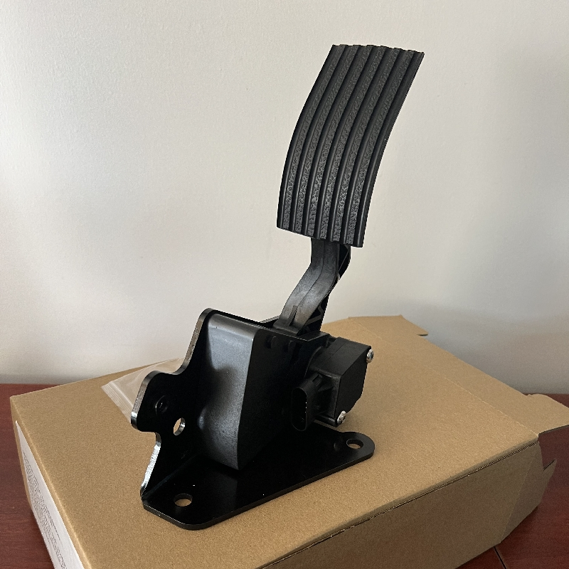 Electric Accelerator Pedal for IC Bus