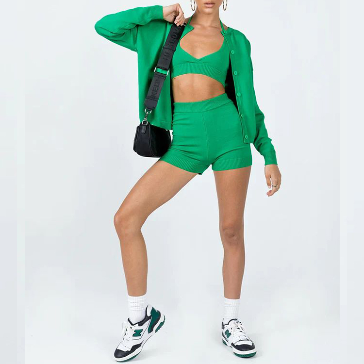 Комплект женский летний свитер и шорты