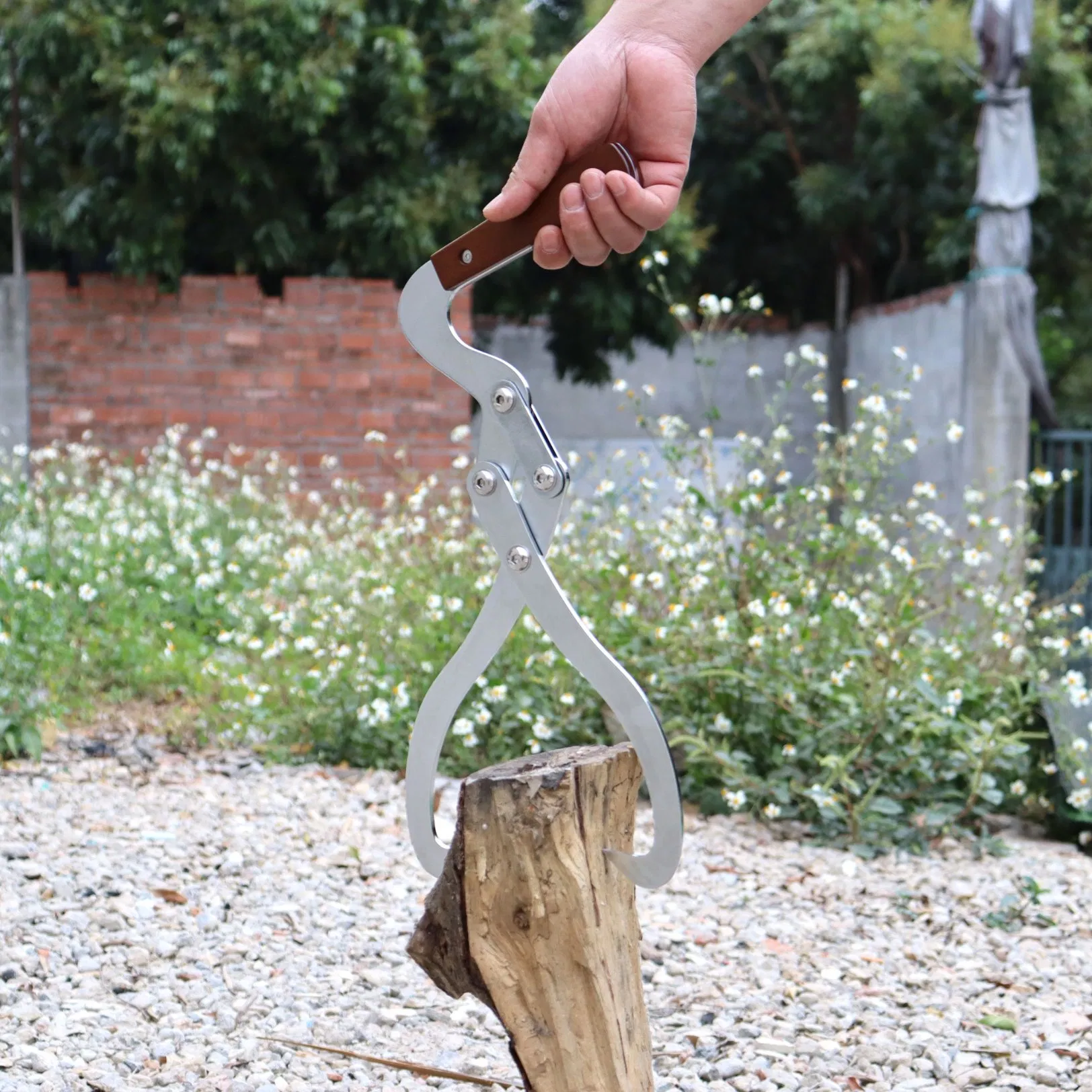 Коготь для переноски бревен, складной