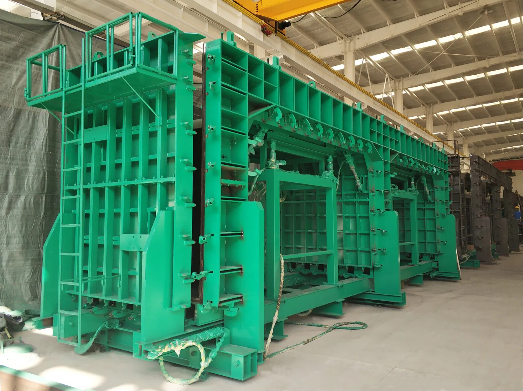 Pipe Gallery. Box Gallery Mould