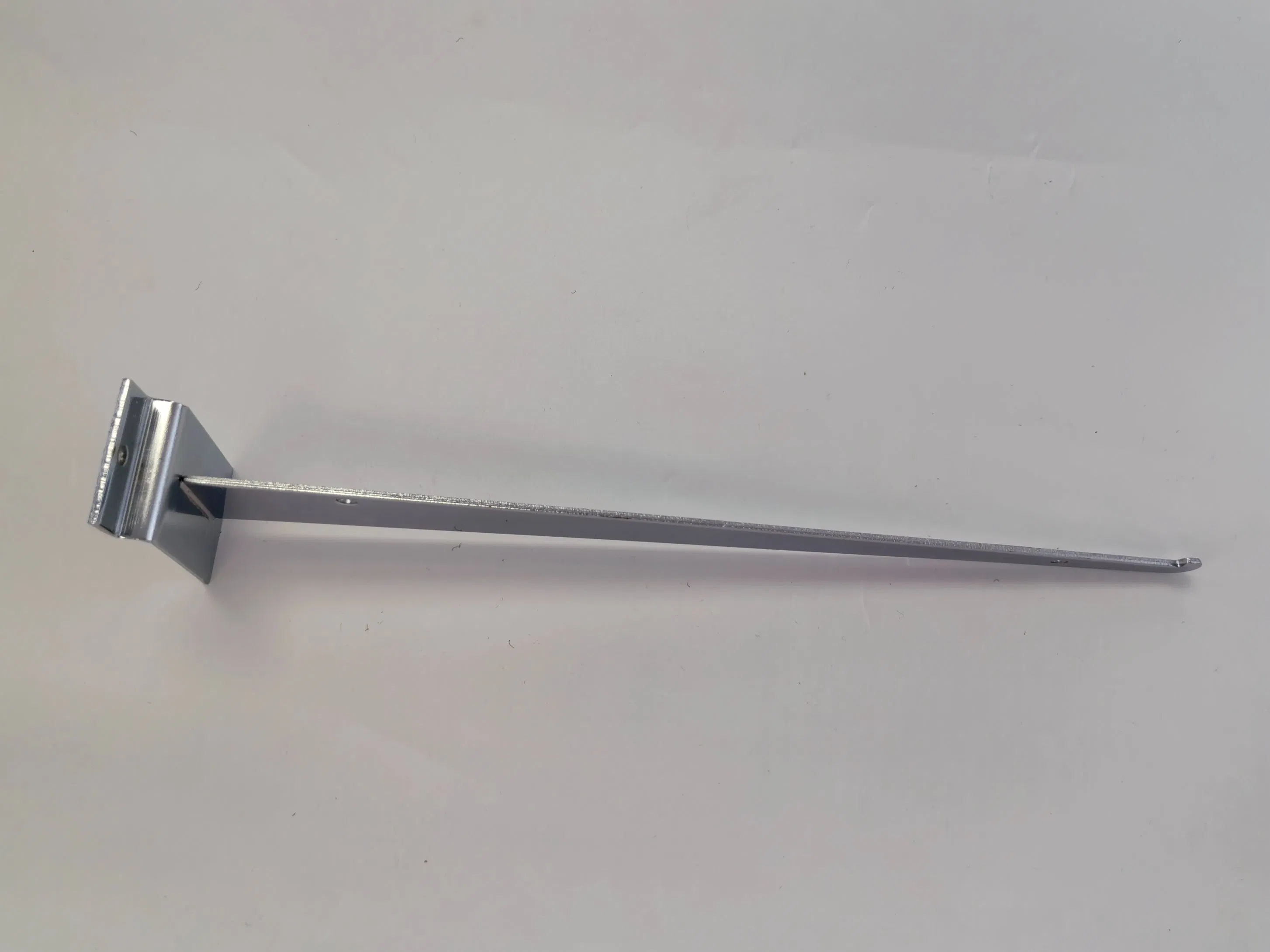 Slatwall Knife Shelf Bracket with Lip Accessories for Slatwall Panels Shelving