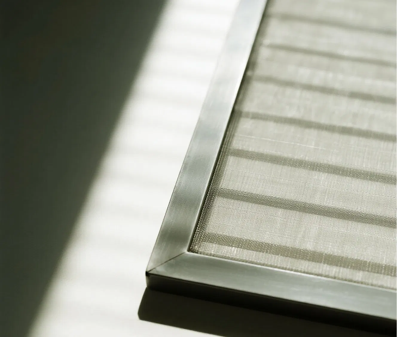 Corrosion-Resistant Window Screens with Toughness for Fly Prevention