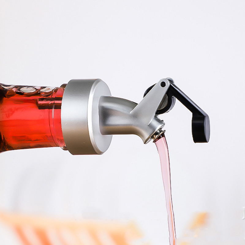 High-Quality Thick Base Premium Glass Oil Bottle with Pourer Lid