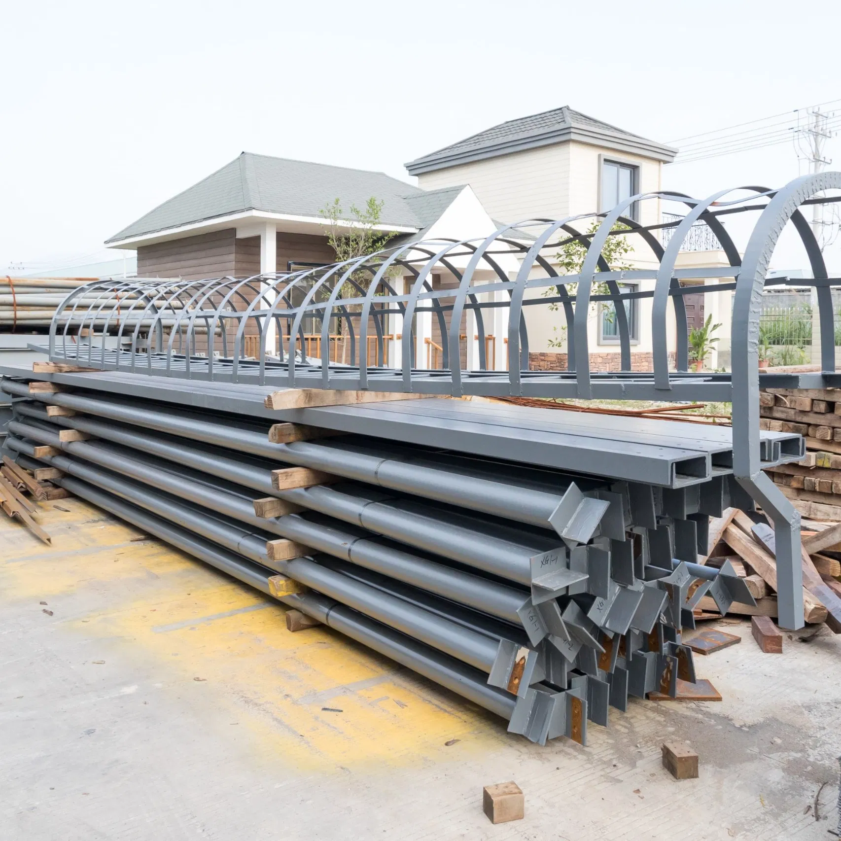 Paiting or Galvanizing Bottom Wall Beam Steel Structure Expandable Prefab House with Good Price