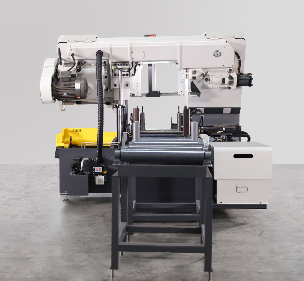 Ленточная пила по металлу полуавтоматическая угловая 0-45 градусов