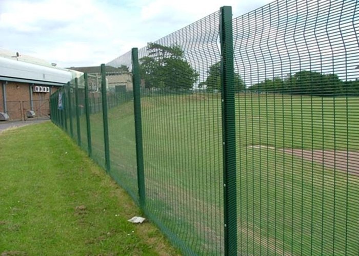 PVC Coated Trangle Bnding Fence/PVC Curved Bending Trangle Fencing/Customized Safety Fencing