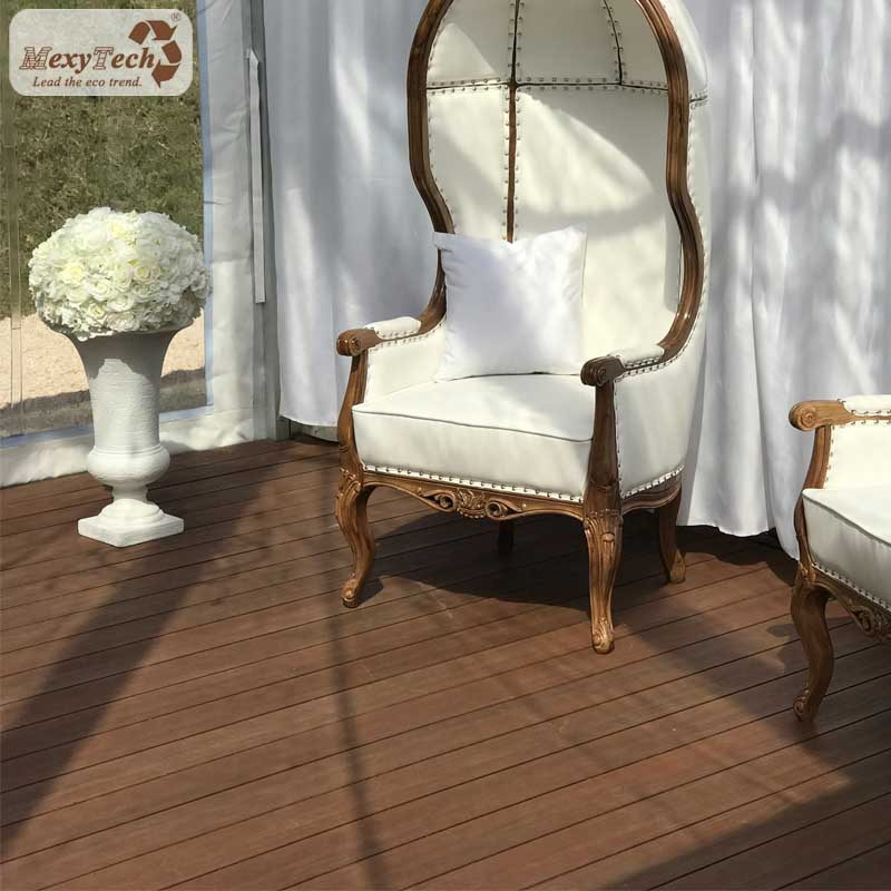 Hot Sell Steel Decking Warehouse Stock / 3D Wood Grain Outdoor WPC Co Extrusion Flooring Decking