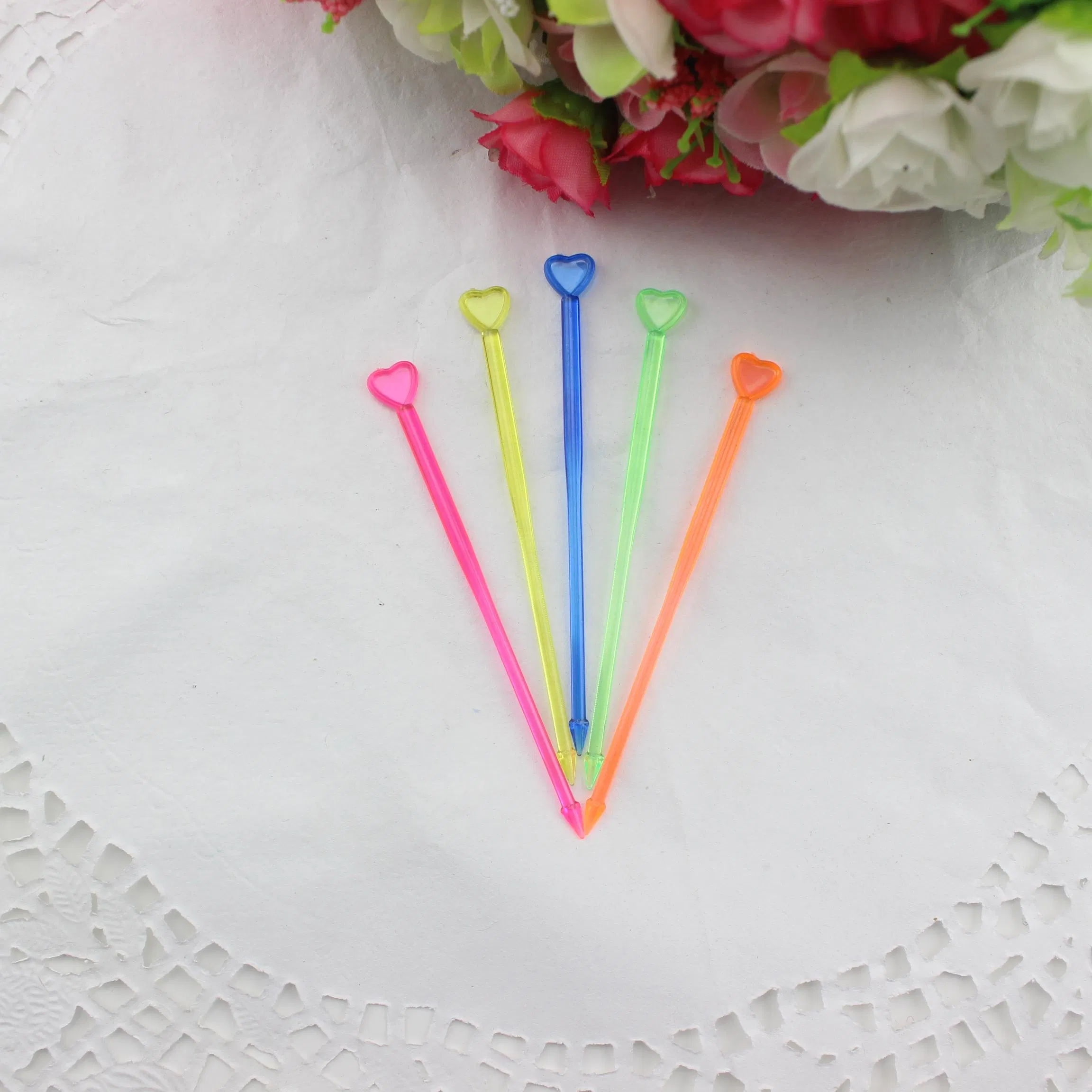 Cute Food Grade Fruit Forks Mini Heart Disposable Fork Plastic Fruit Stick