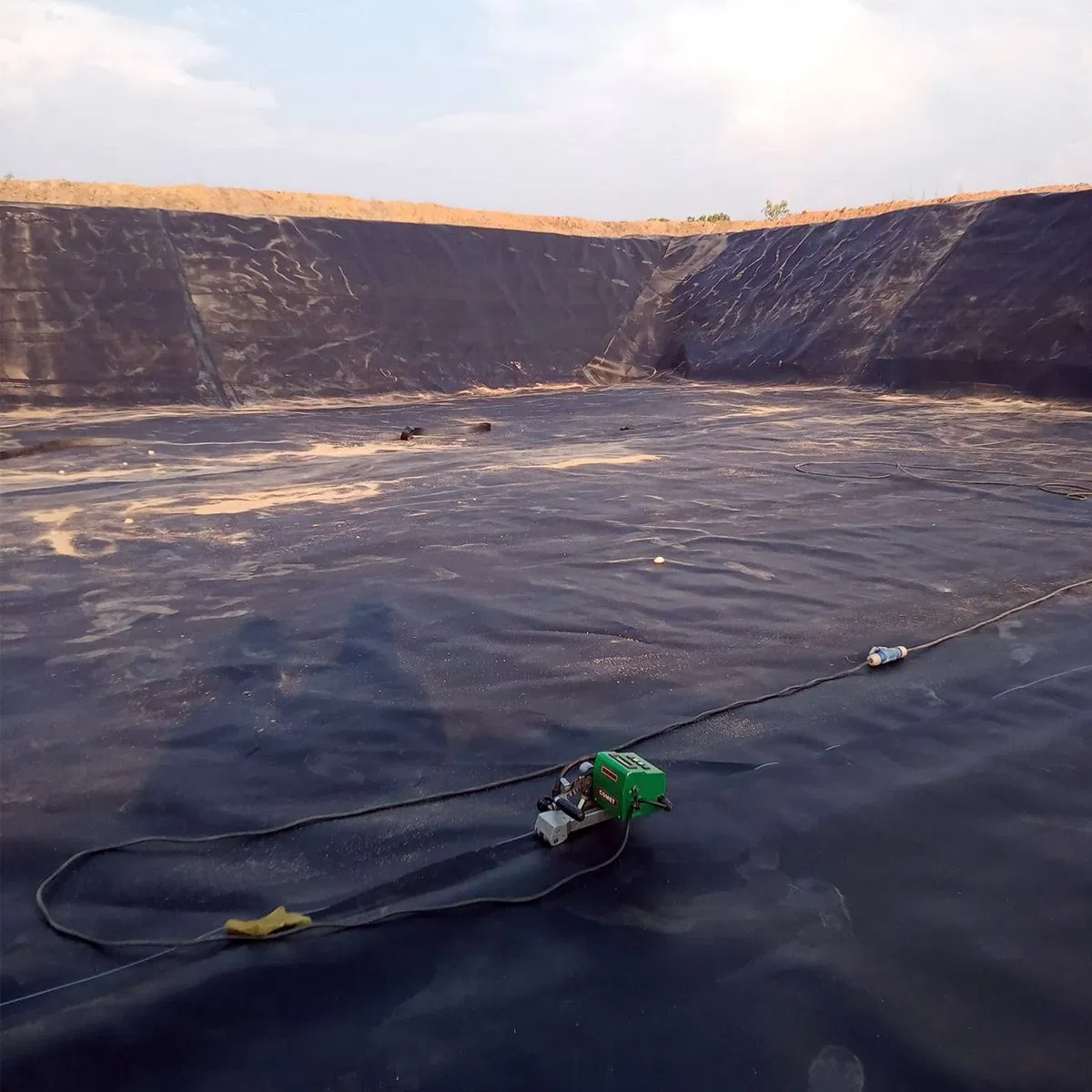 40mil or 1mm Smooth Geomembrane HDPE Pond Liner From China Supplier