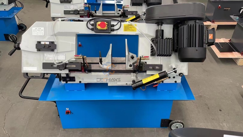 Ленточная пила портативная с механическим натяжением BS-912B