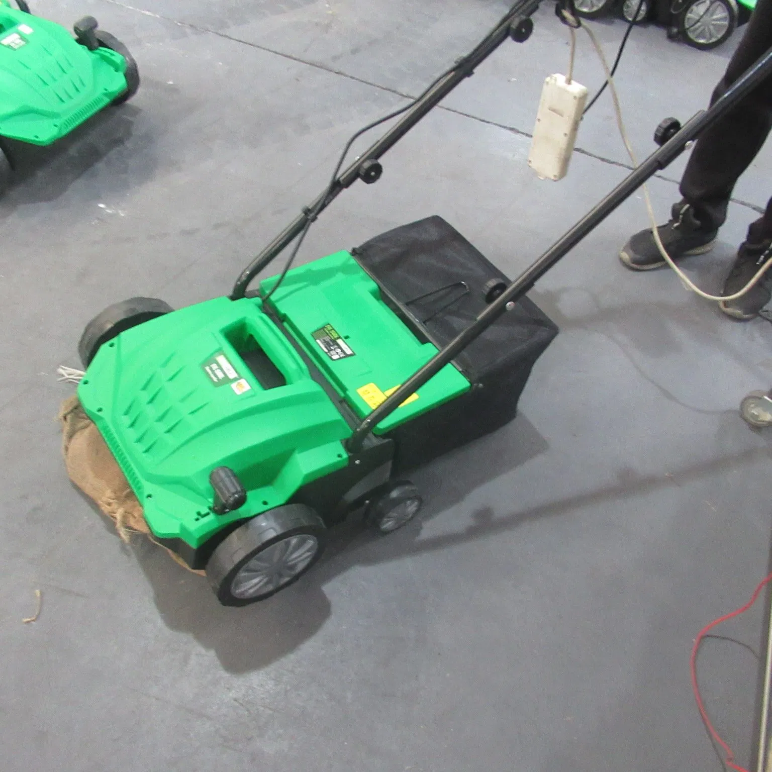 Electric Raker & Scarifier, Efficient Grass Rake and Scarifier (ERS012-A)