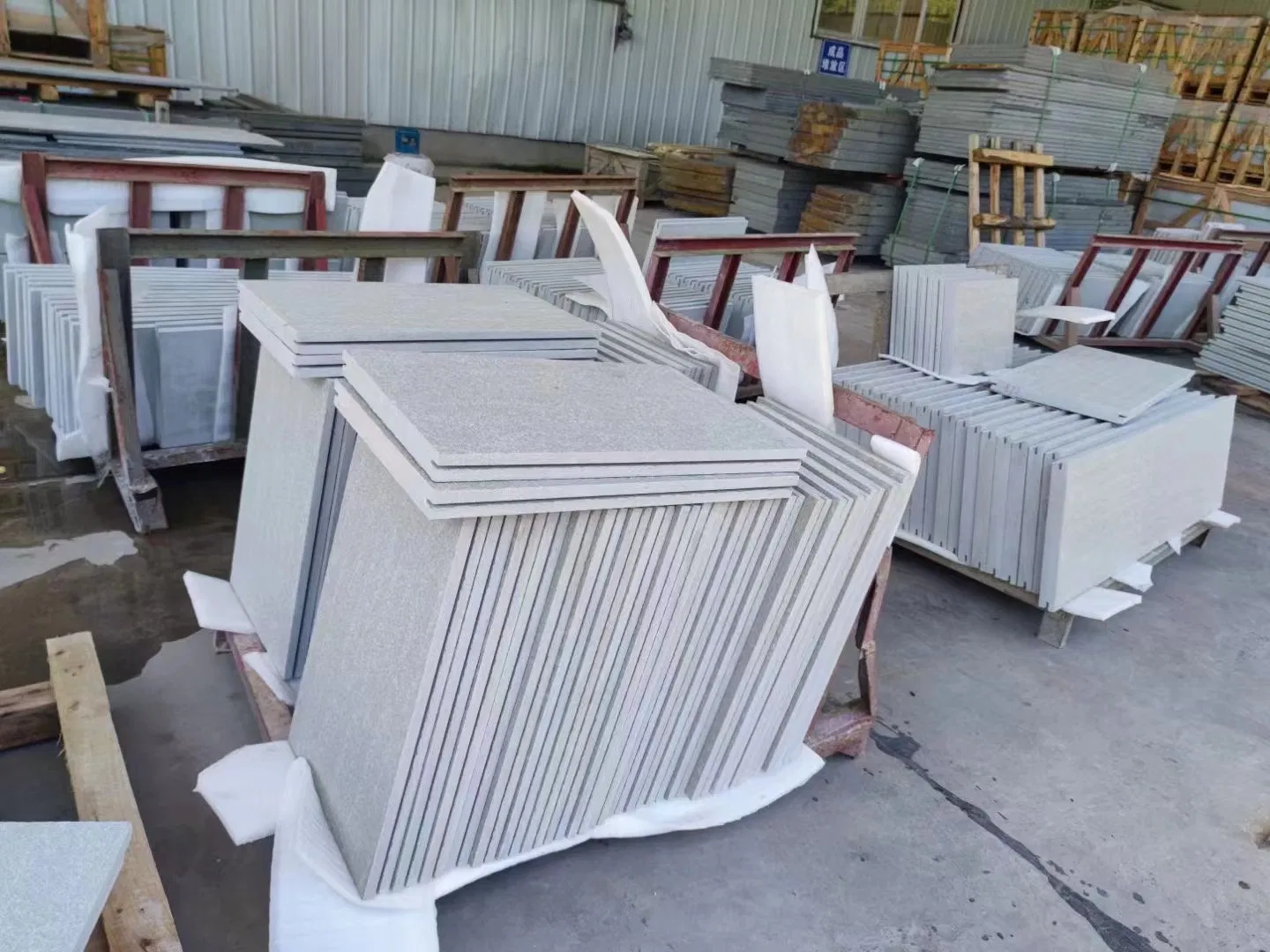 Natural Grey White Sandstone Floor Tile for Outdoor Paving Stone