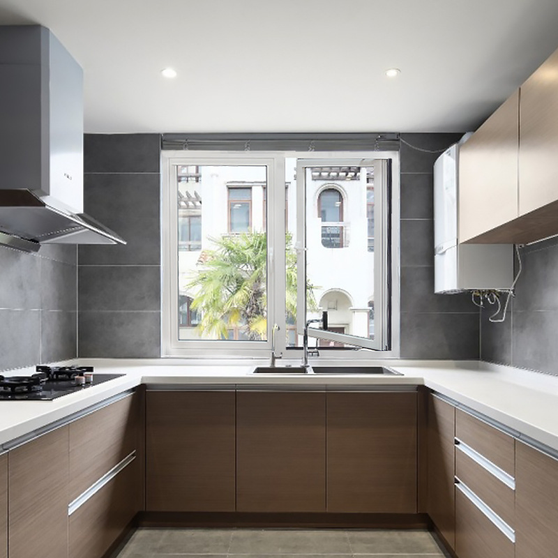 Окно с металло-алюминиевым профилем для дома