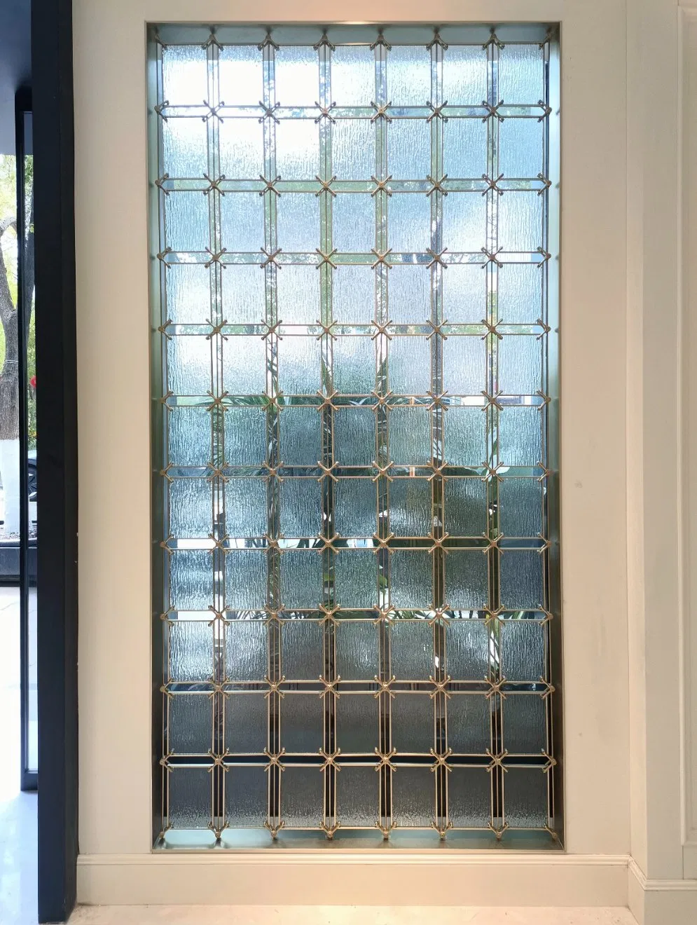 Modern Stainless Steel Panel Partition for Stylish Home Interiors
