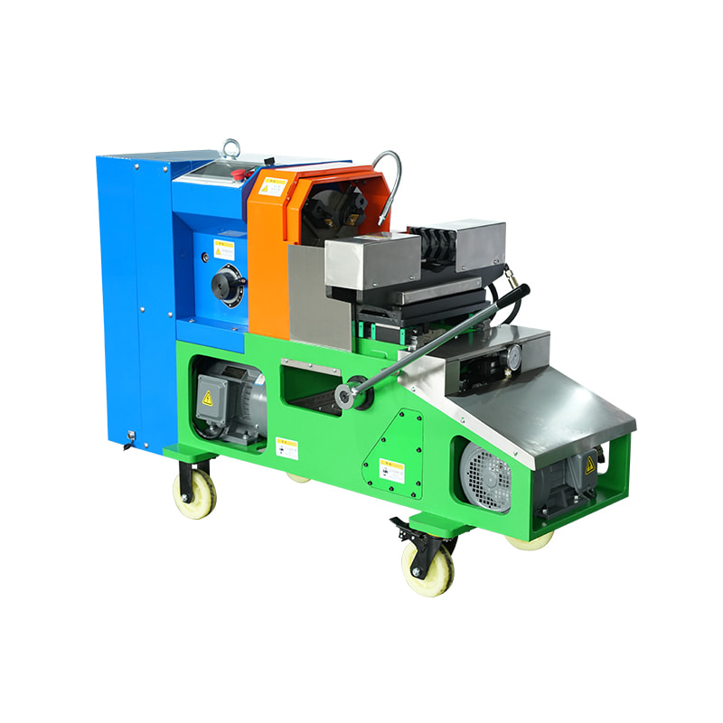 Reliable Durable User Friendly Adjustable Pipe Threader for Plumbing Projects