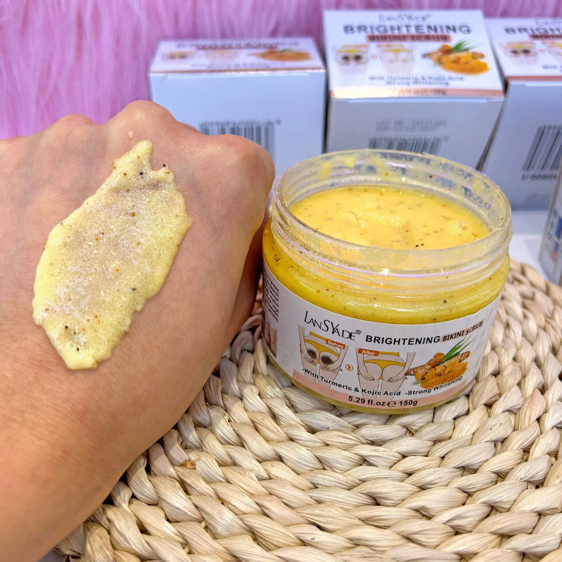 Hot Selling Turmeric Acid Scrub Powerful Brightening and Whitening for Women's Private Areas Enhancing Bikini Body Scrub