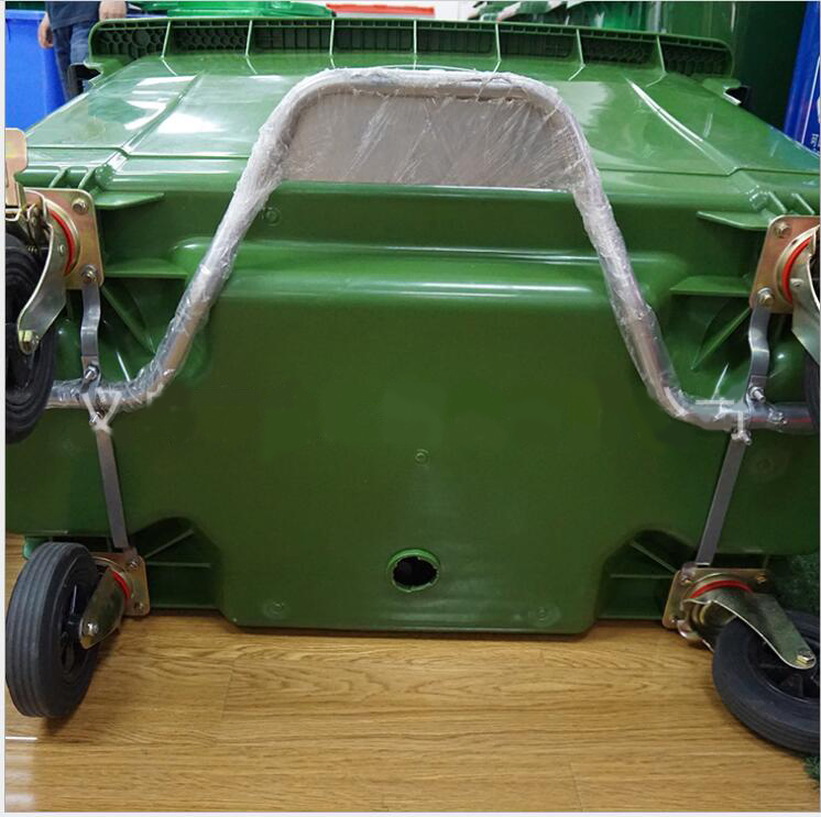 Большие уличные пластиковые мусорные баки 120-1100 литров