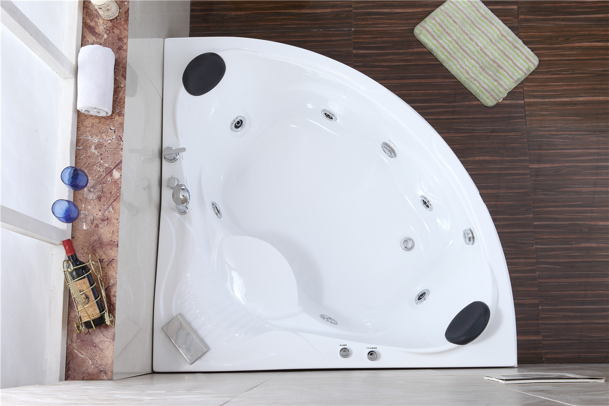 Угловая акриловая гидромассажная ванна BOSTANA