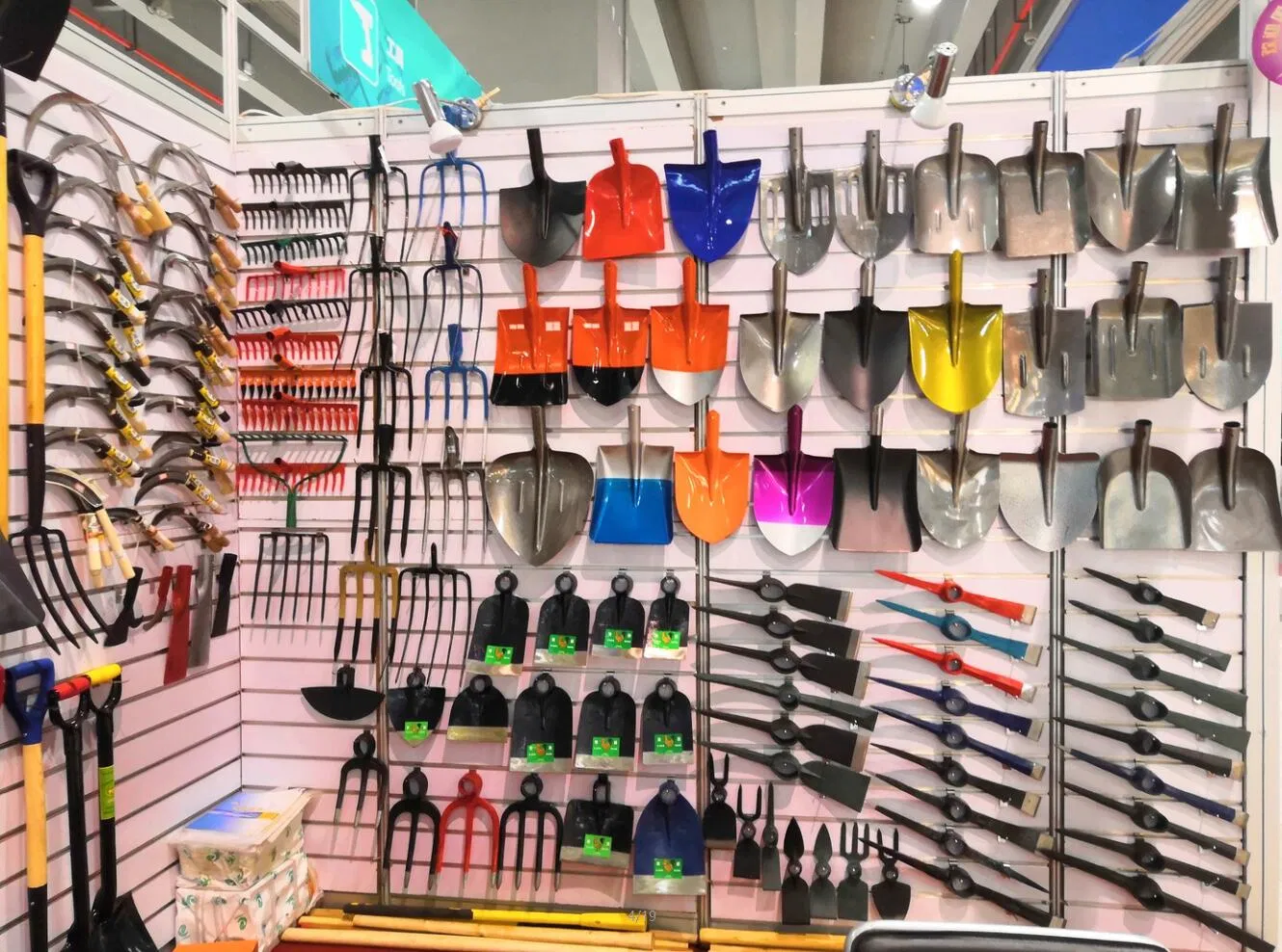 Shovel High Quality Farming Tool Steel Garden Shovel and Spade