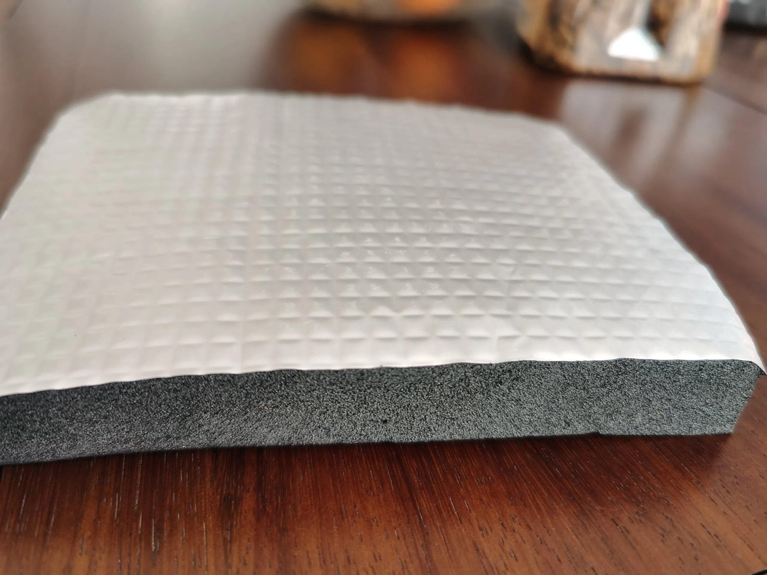 Anti-UV PE Layer PE Foam Insulation Pipe