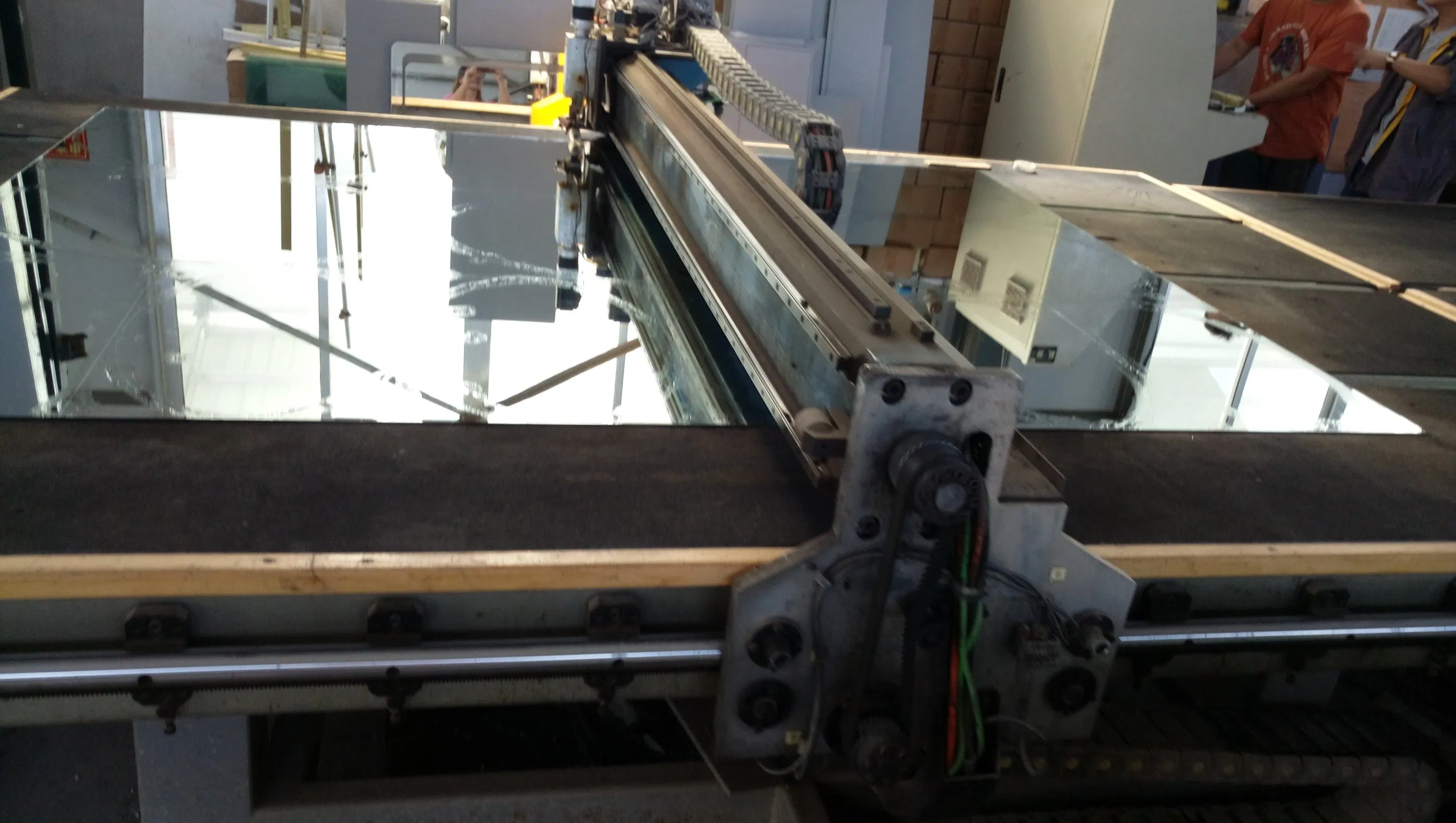 Bathroom Mirror/Decorative Mirror/Smart Mirror/LED Mirror China Factory Supplier Lowest Price