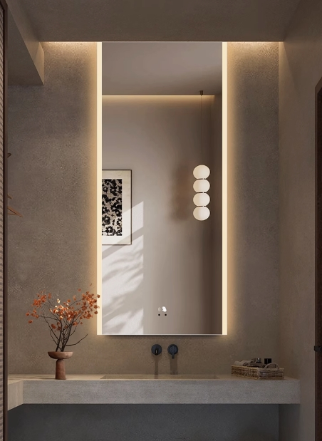 Full-Length Mirror Universal Wheels for Freedom of Movement