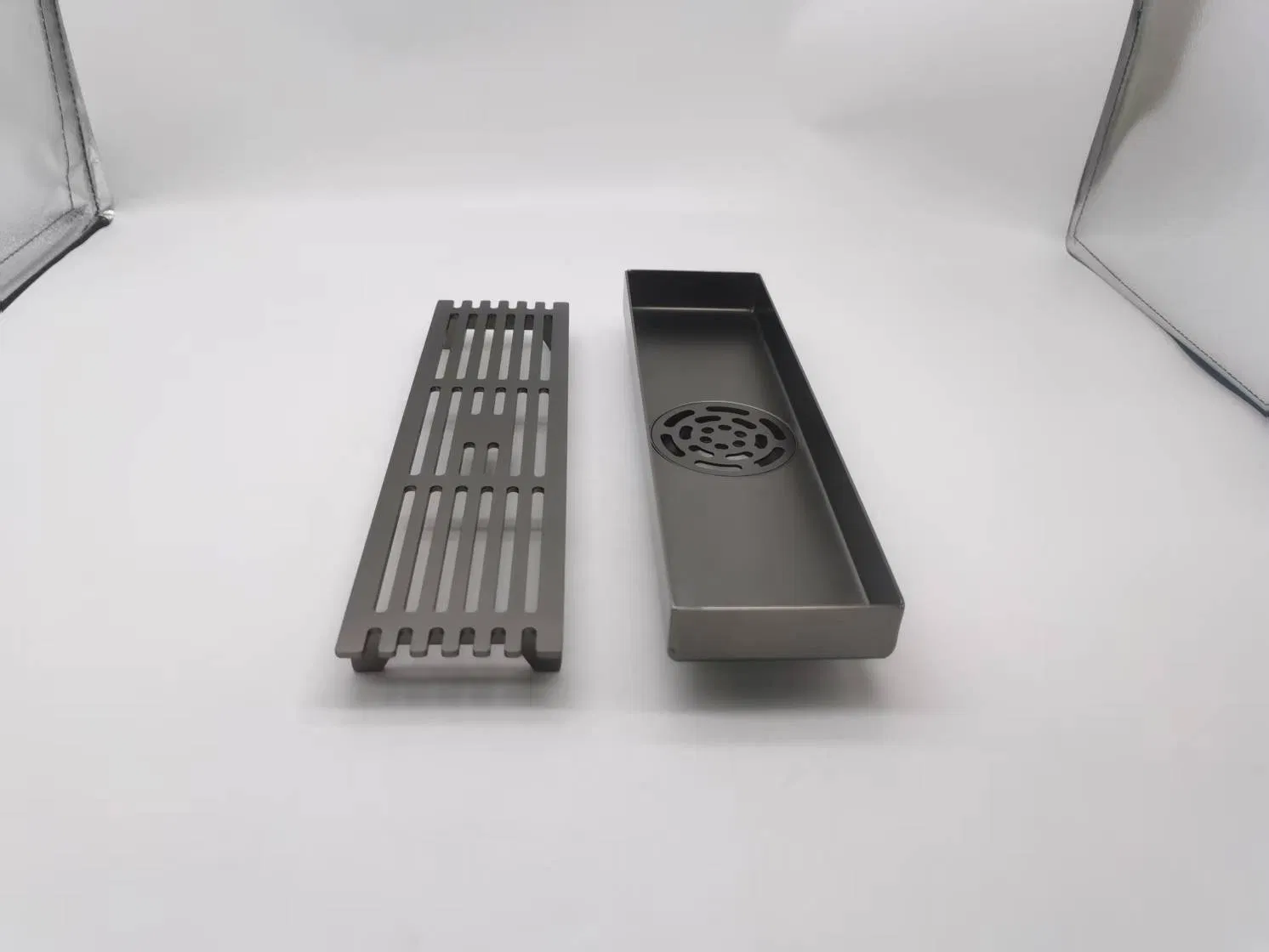 Слив для раковины Sleek Brushed Silver, премиум дизайн