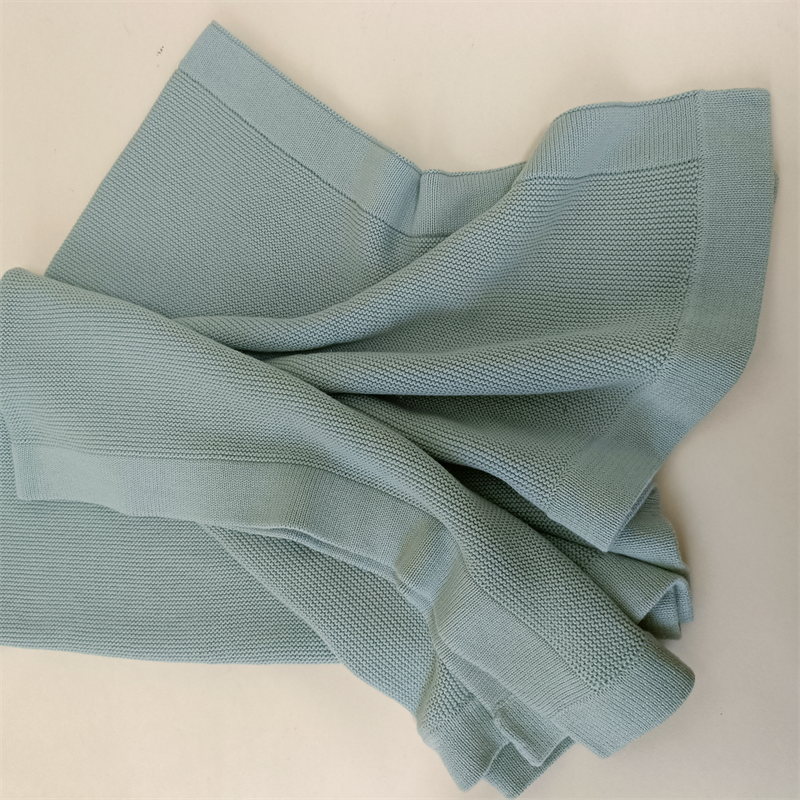 Custom Knitted 100%Cotton Baby Blanket Wave Knitting Sofa Throwing Bedding.