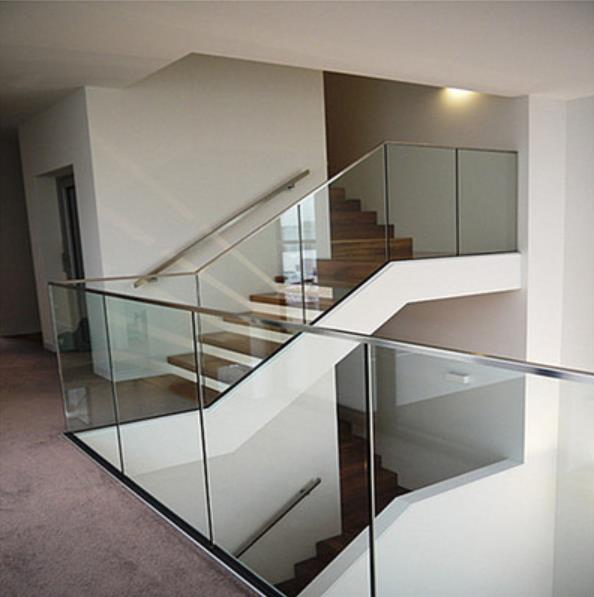 Customized Frameless Glass Railing for Stair Modern Glass for Stair