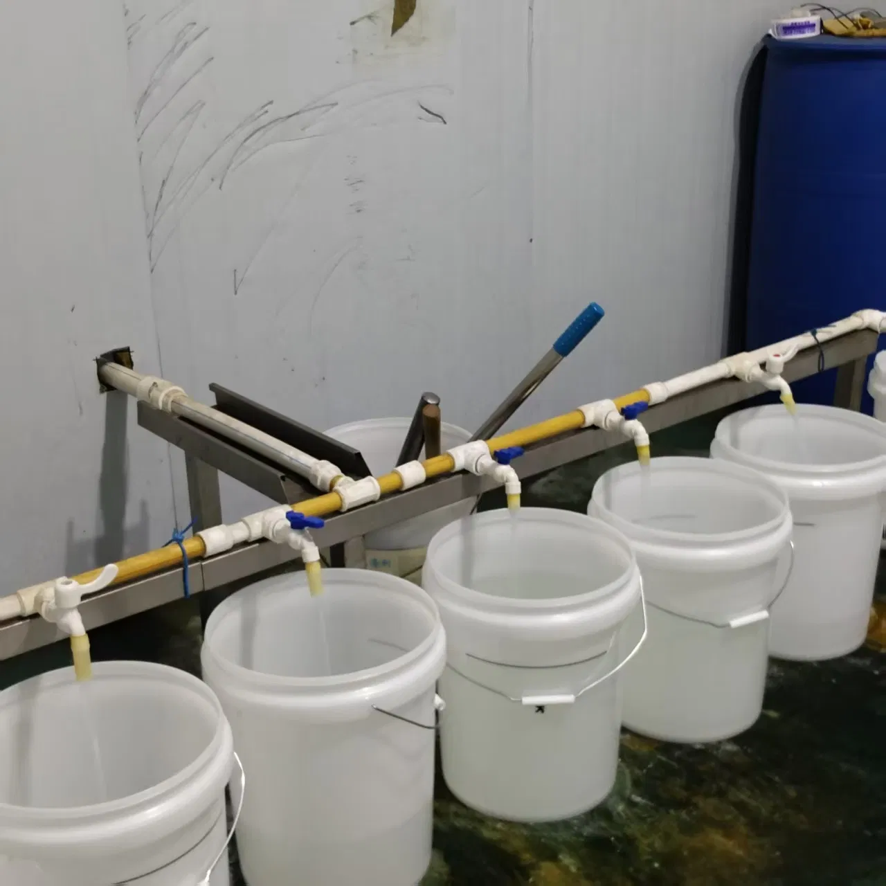 Dishwashing Liquid Concentrated, Grease-Cutting, Gentle on Hands, Eco-Friendly Cleaning Detergent