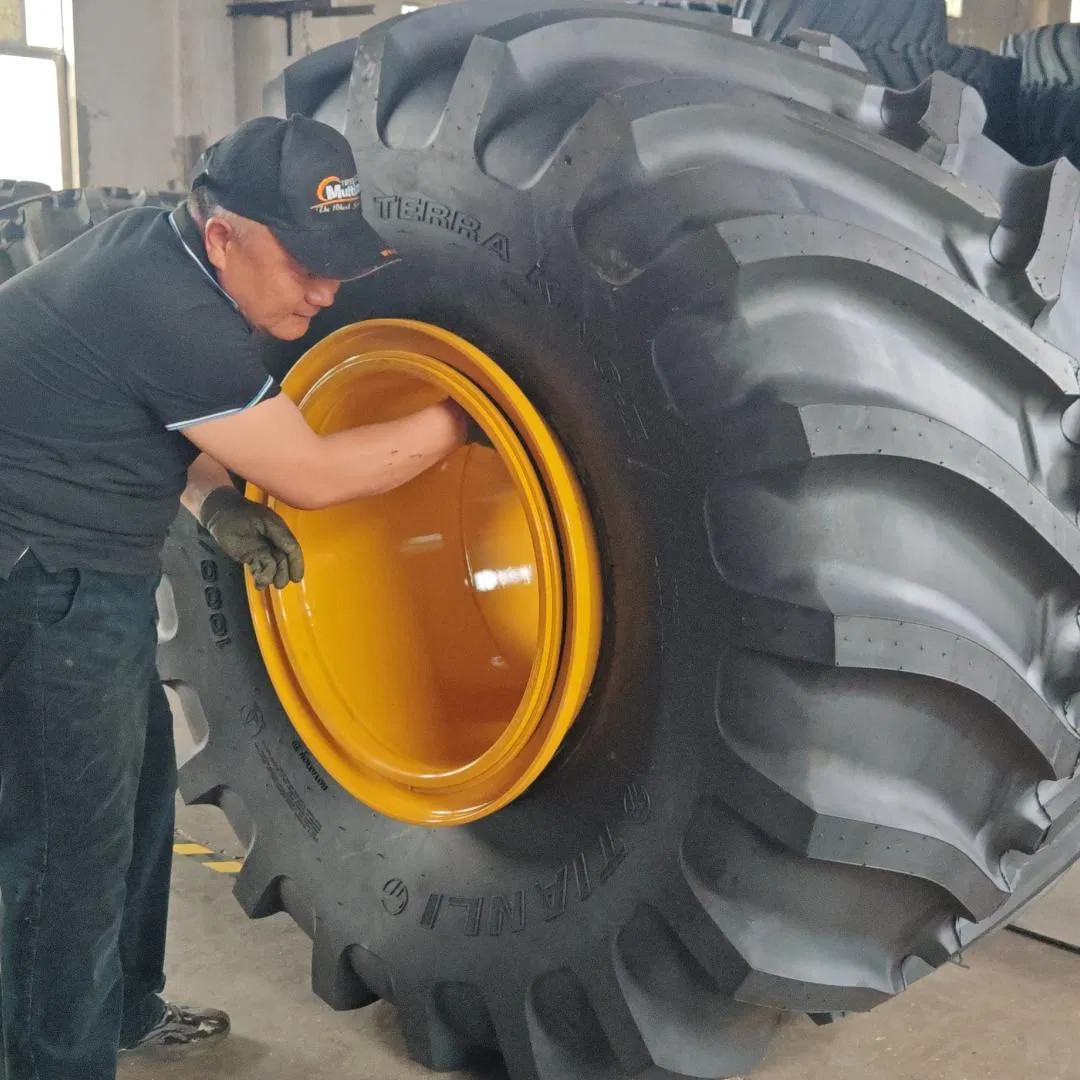 Шина тракторная Terra Farm 1000/50 R25 66X43.00-25 с диском 25-36.00