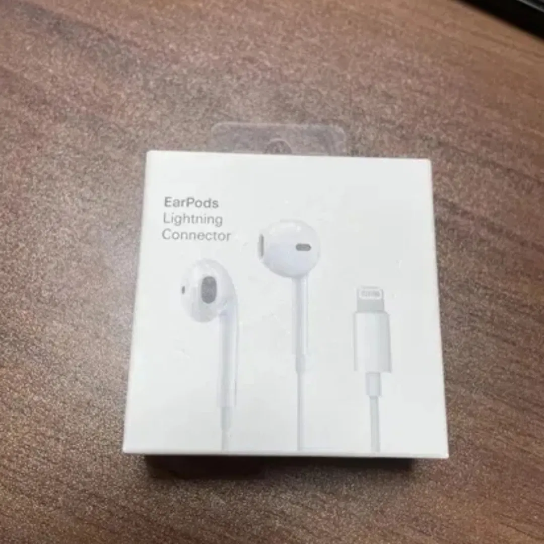 1: 1 Wired Original High-Quality Sound Quality Earphones Factory Wholesale