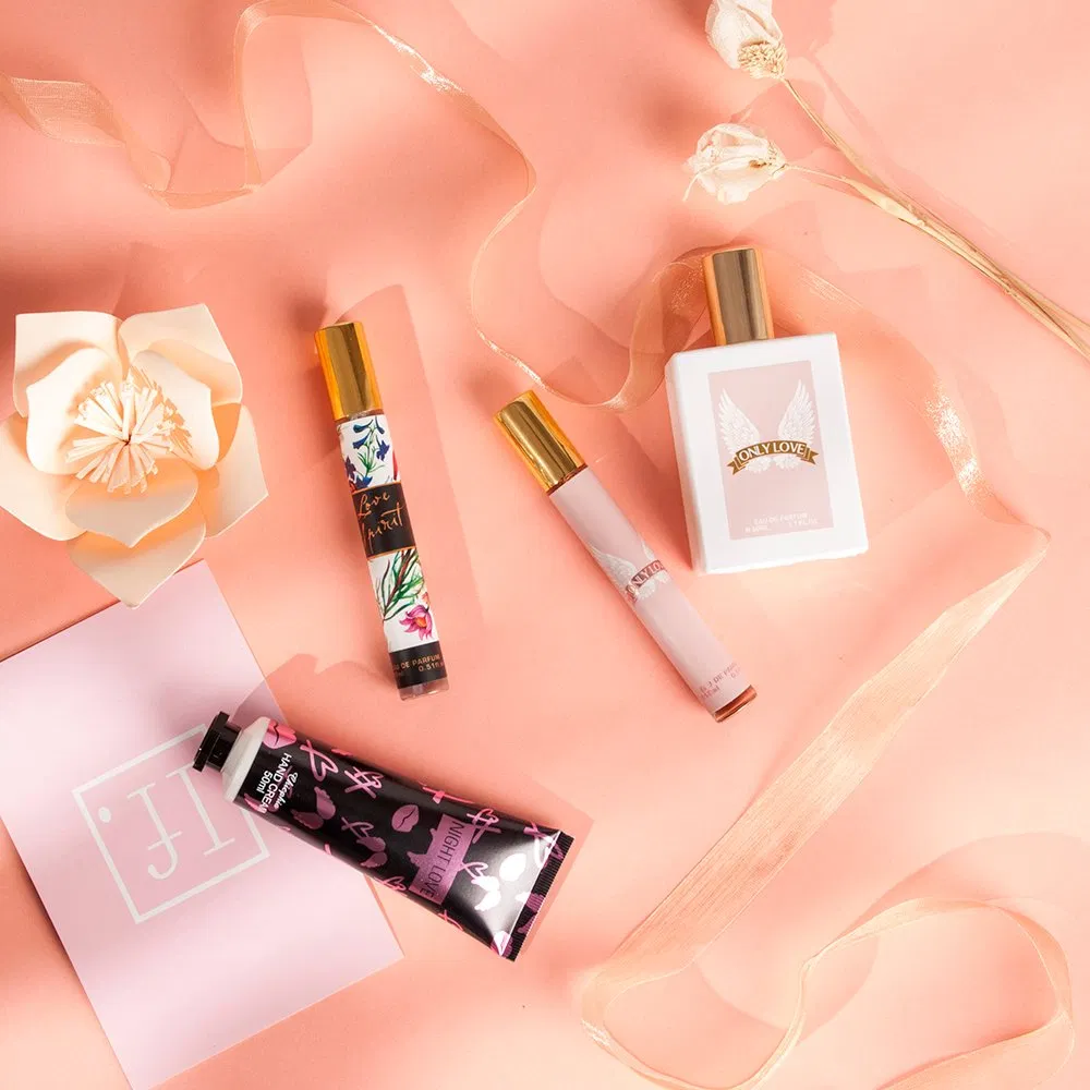 Wholesales Women's Perfume Gift Set, 2 Pieces Include Long Lasting Perfume, Hand Cream