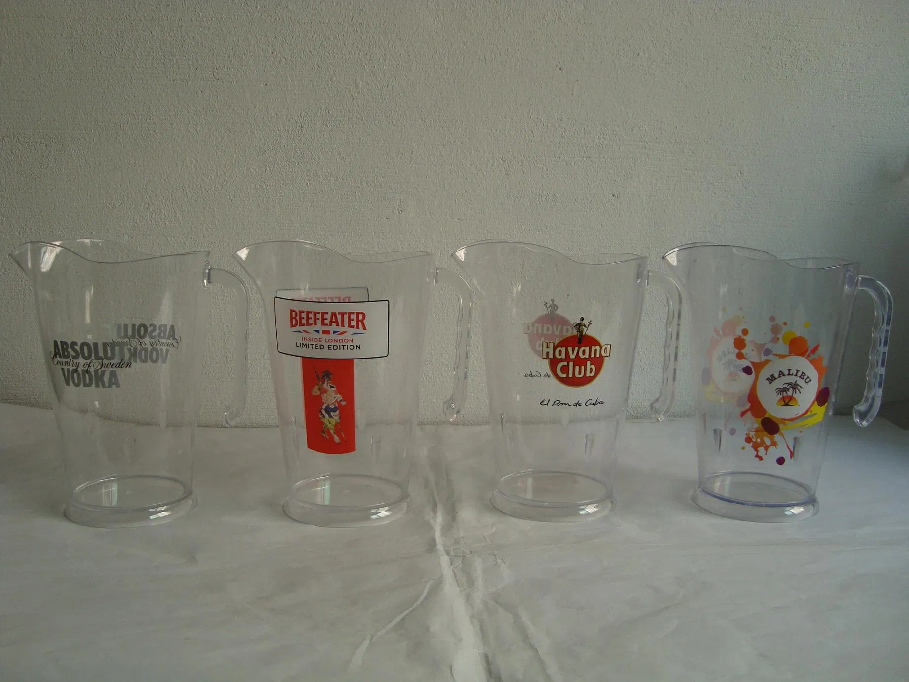 2021 Hot Sales Plastic Stackable Beer and Cocktail Pitcher and Jug for Lincoln Tallahassee Atlanta Columbus