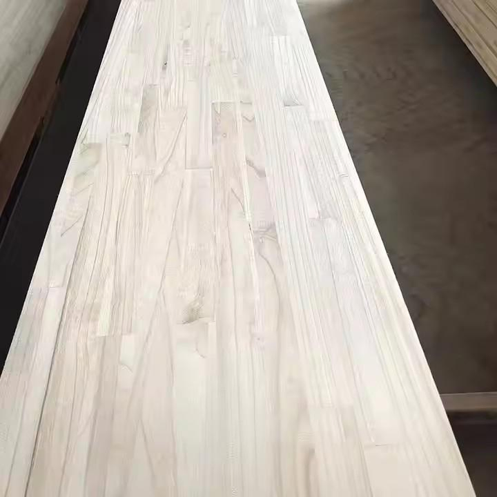Solid Wood Paulownia Wood Finger Jointed Board Pine Finger Joint Board for Furniture