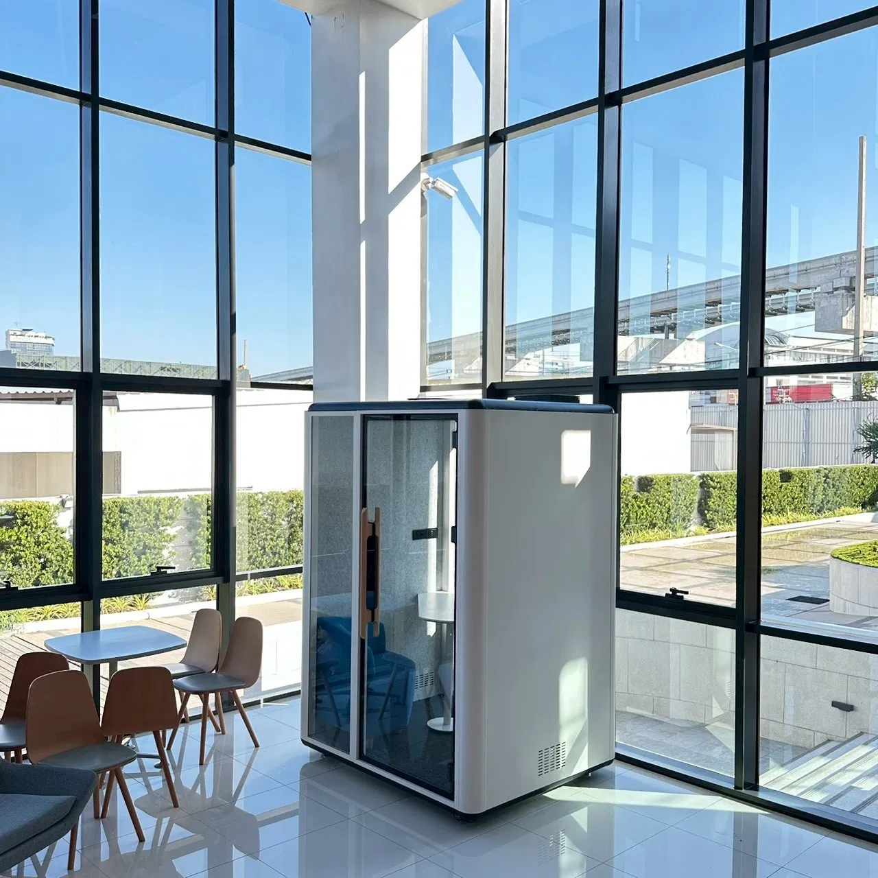 Eco-Friendly Adjustable Mobile Chatting Office Pod for Better Work