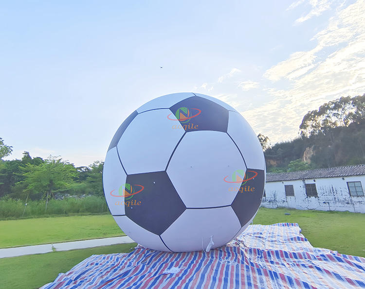 Customized Advertising Large Inflatable Football Outdoor Decoration Football Promotion Advertising